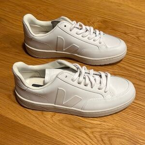 Veja White Women's Sneakers - never worn